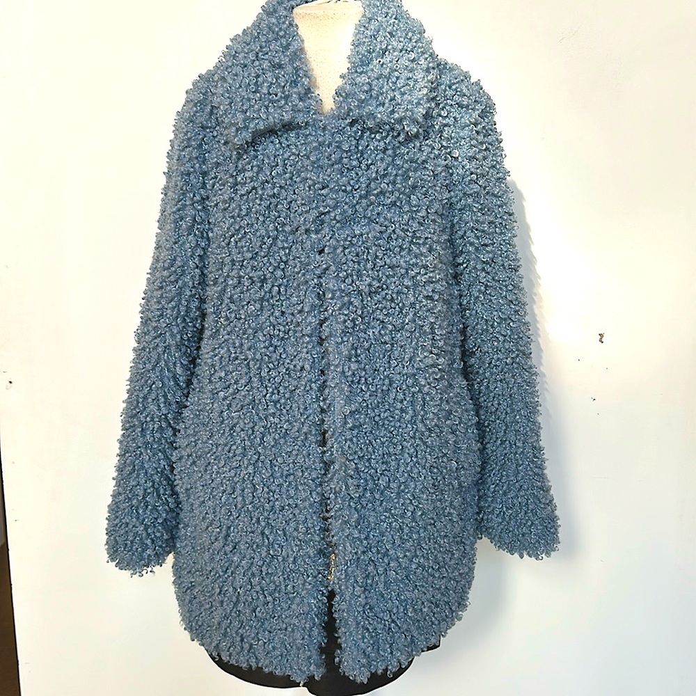 Beautiful NorthStyle blue mid length coat. Size M